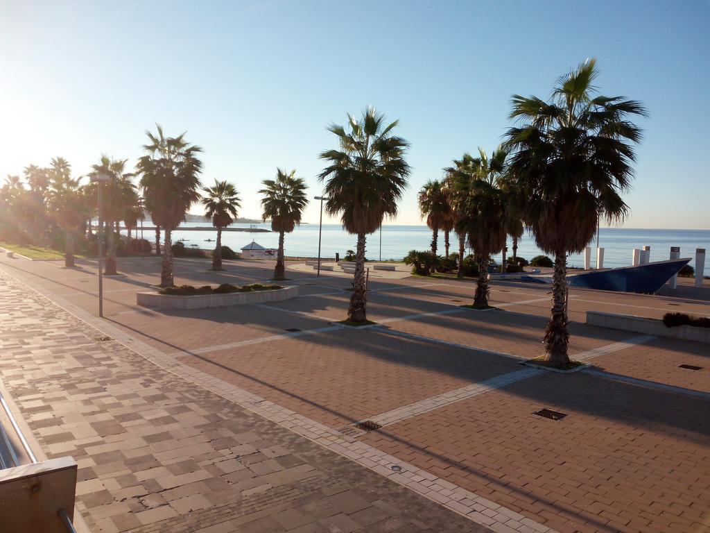 Residence Stendhal Guest House Civitavecchia Dış mekan fotoğraf