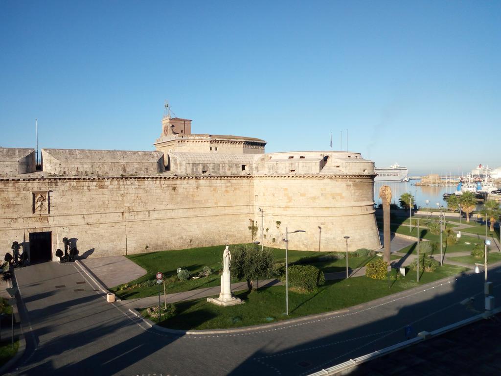 Residence Stendhal Guest House Civitavecchia Dış mekan fotoğraf