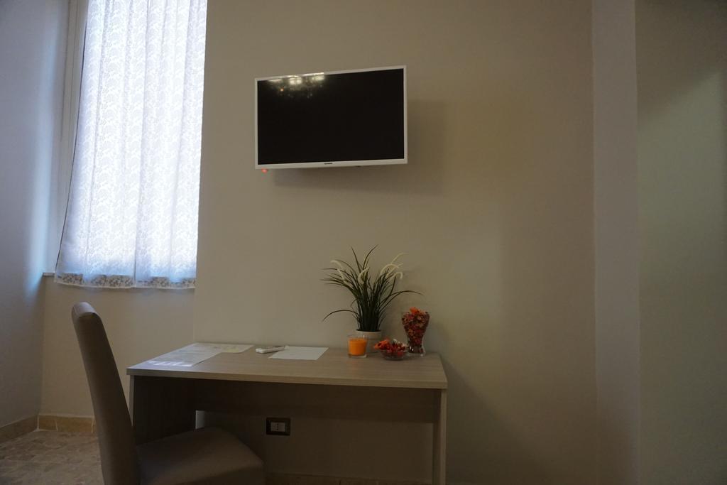 Residence Stendhal Guest House Civitavecchia Dış mekan fotoğraf